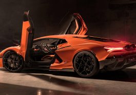 Lamborghini Revuelto