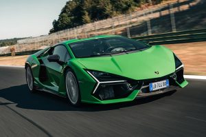 Lamborghini Revuelto