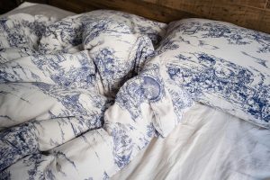 tips pilih sprei, tips mencari sprei, sprei untuk kesehatan kulit, Tips Memilih Sprei untuk Kulit Sensitif