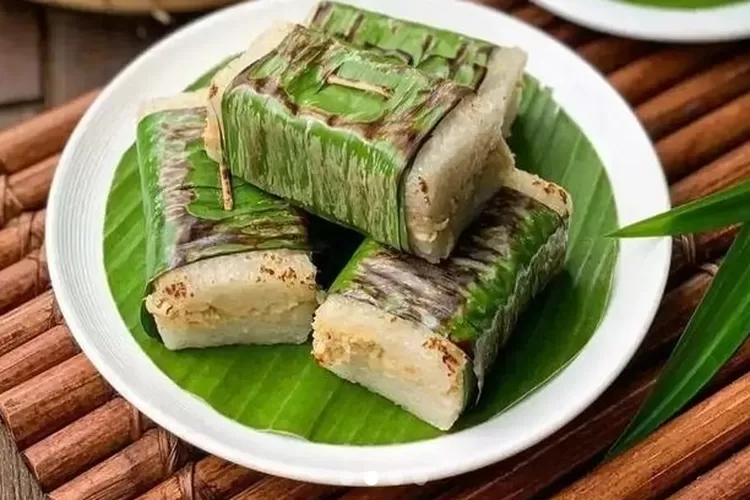 Lemper Ayam