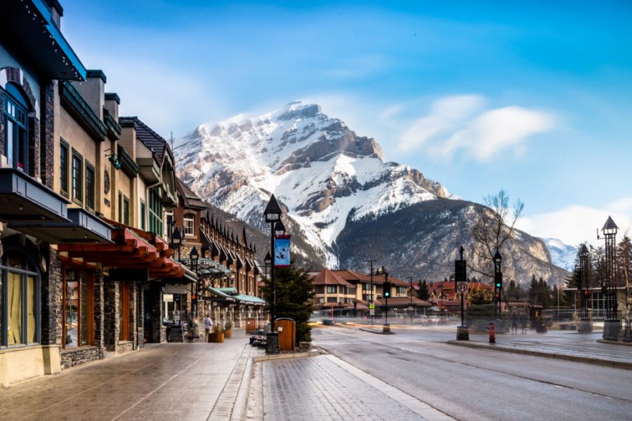 Pesona Alam dan Keindahan Banff National Park - Haluan Lifestyle