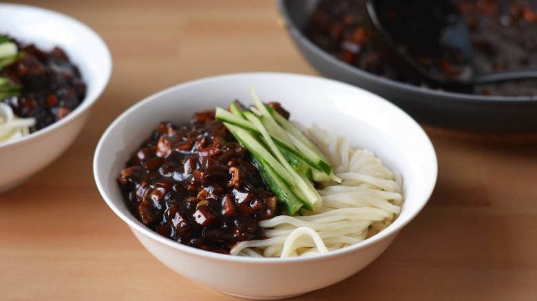 Jjajangmyeon