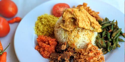 Nasi Balap Khas Lombok