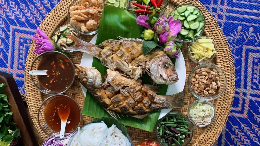 Hidangan Khas Laos