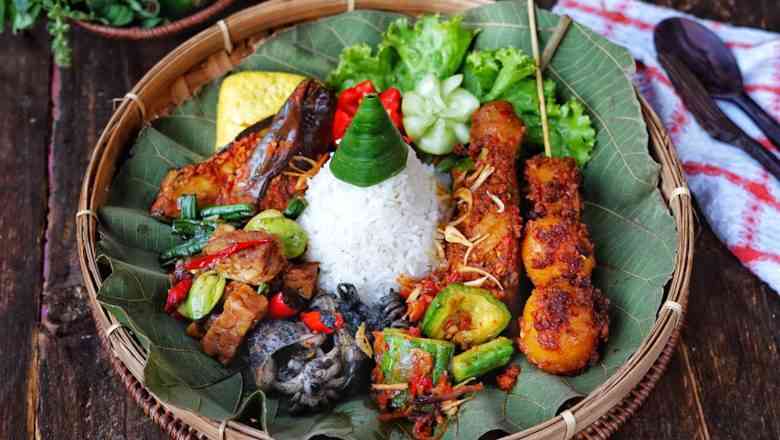 Nasi Jamblang Cirebon