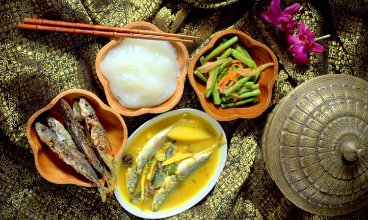 Papeda Ikan Kuah Kuning