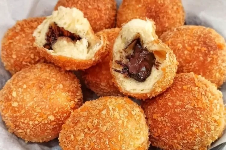Roti Goreng Isi Cokelat