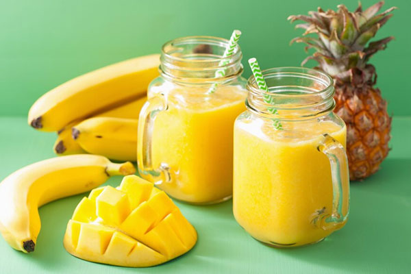 Smoothie Buah Tropis