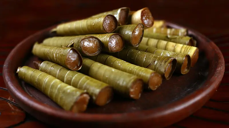 Kue Clorot