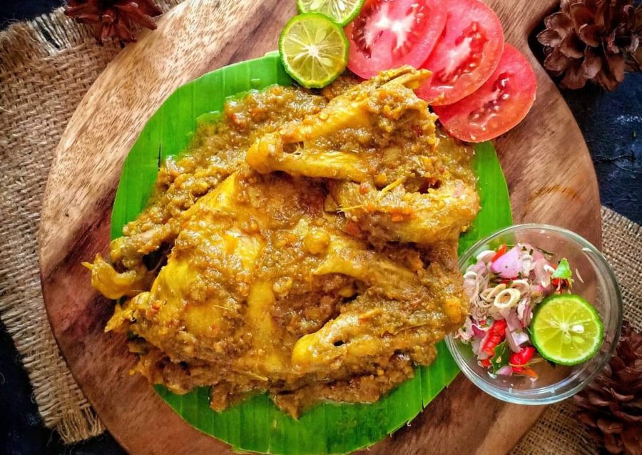 Hidangan Ayam Betutu Bali