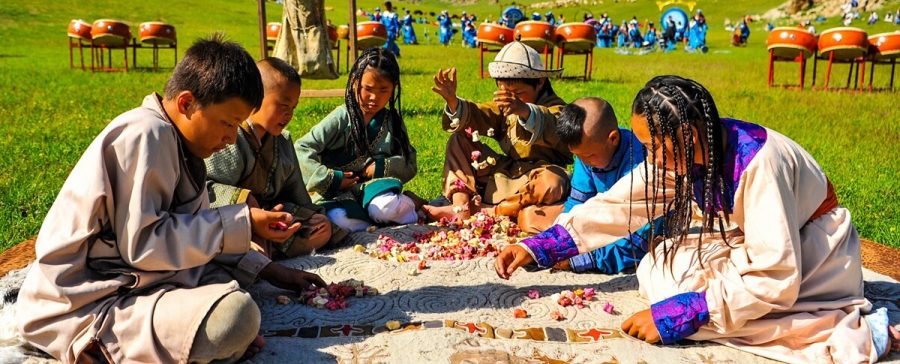 Permainan Tradisional di Mongolia